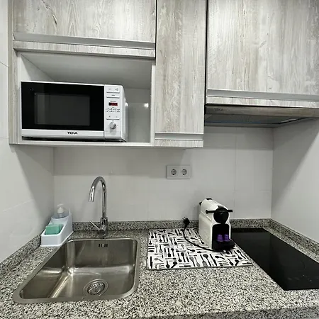 Apartment Cg4n - Nuevo Estudio, Recien Reformado, Wifi *